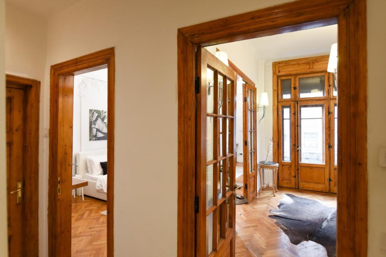 Love.Travel.Explore ♥️Apt W/ Balcony In Old Town Apartment Bucureşti Exterior foto