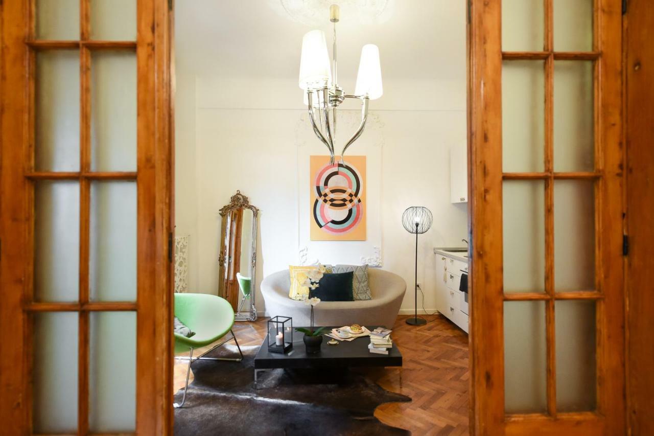 Love.Travel.Explore ♥️Apt W/ Balcony In Old Town Apartment Bucureşti Exterior foto
